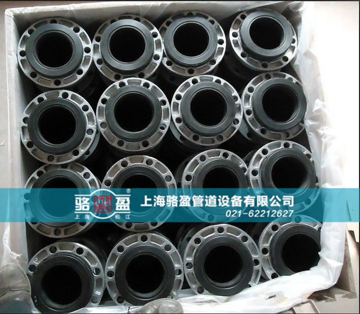 耐油橡胶接头的优势与性能